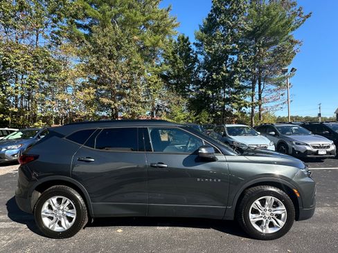 Used 2019 Chevrolet Blazer LT image 4