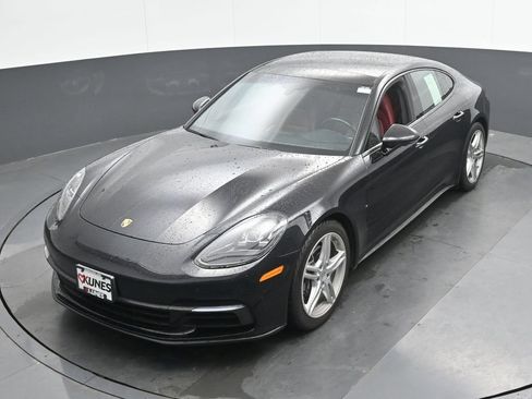 Used 2019 Porsche Panamera 4 AWD/4WD image 41