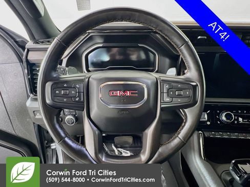 Used 2024 GMC Sierra 1500 AT4 w/ Technology Package AWD/4WD image 8