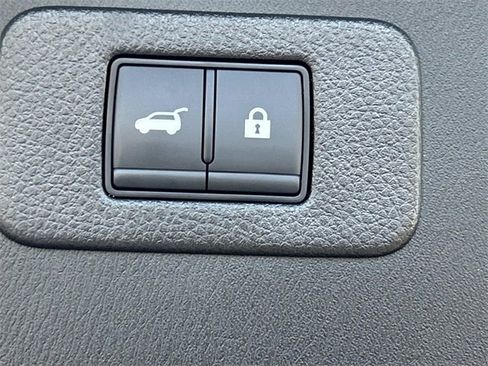 Used 2024 Nissan Armada Platinum w/ Cargo Package image 14