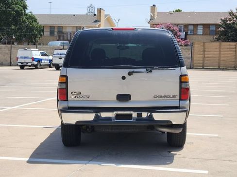 Used 2005 Chevrolet Tahoe LS RWD image 12