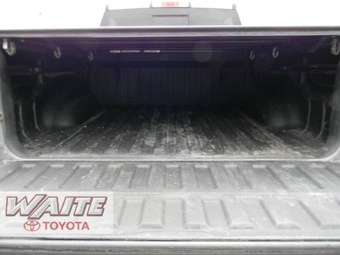 Used 2020 RAM 1500 Laramie w/ Sport Appearance Package AWD/4WD image 4