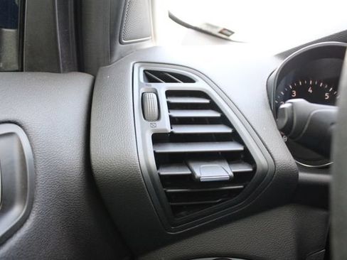 Used 2019 Ford Escape SE AWD/4WD image 8