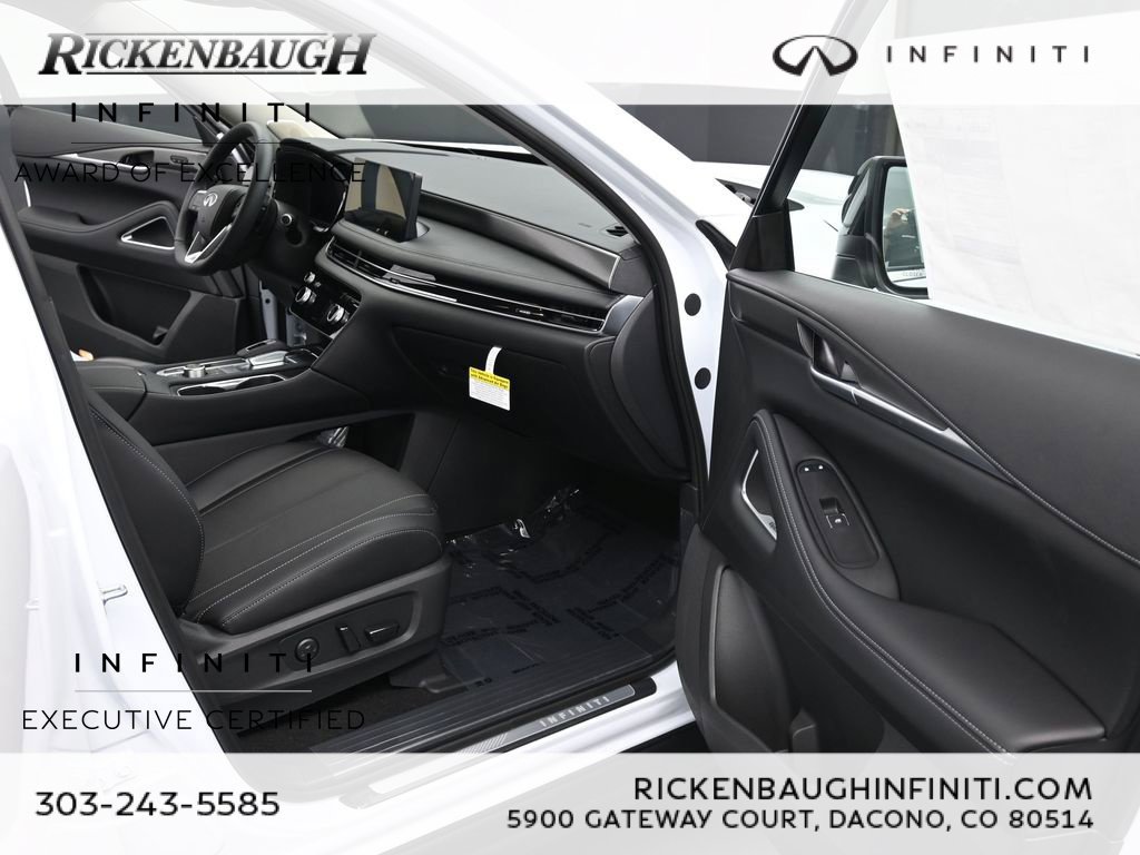 Certified 2026 INFINITI QX60 Luxe w/ Cargo Package AWD/4WD image 11