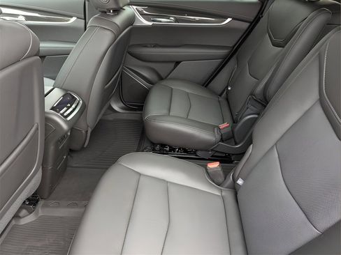 New 2025 Cadillac XT6 Sport w/ LPO, Floor Liner Package image 9