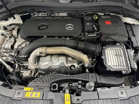 Used 2025 Mercedes-Benz GLA 250 GLA 250 image 10