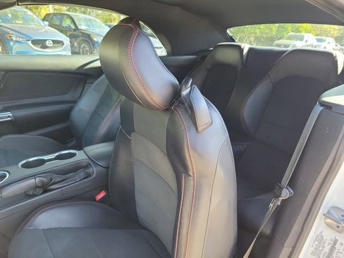 Used 2019 Ford Mustang GT Premium w/ Equipment Group 401A image 15