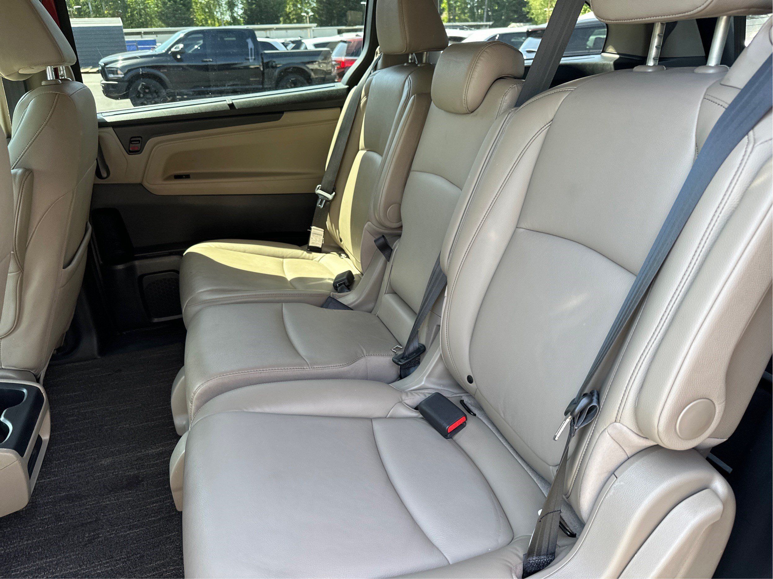 Used 2023 Honda Odyssey EX-L image 10