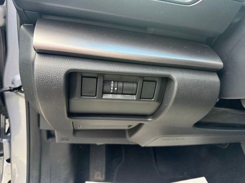 Used 2024 Subaru Impreza 2.0i image 17