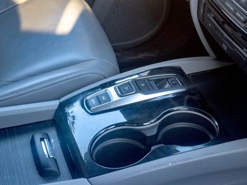 Used 2019 Honda Pilot Touring image 5