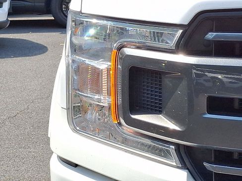 Used 2019 Ford F150 XLT w/ Equipment Group 302A Luxury AWD/4WD image 9