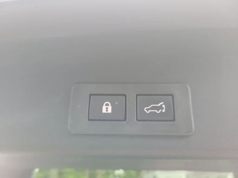 Certified 2024 Subaru Ascent Onyx Edition Limited AWD/4WD image 38