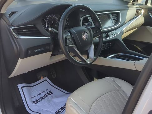 Used 2023 Buick Enclave Avenir w/ Avenir Technology Package image 10