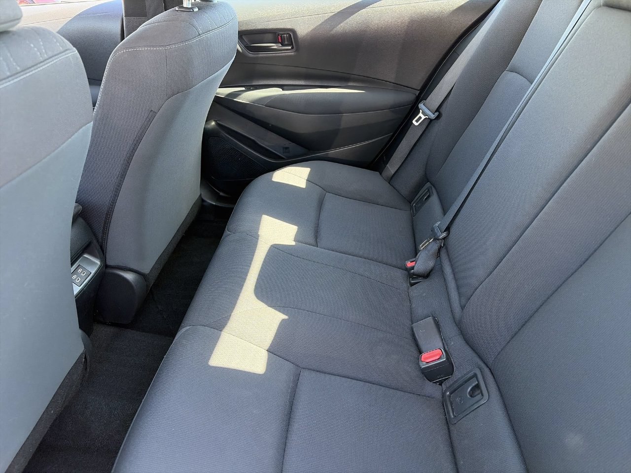 Used 2023 Toyota Corolla LE FWD image 16