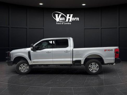 Used 2024 Ford F250 Lariat w/ Lariat Ultimate Package AWD/4WD image 4