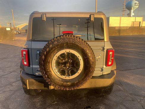 Used 2024 Ford Bronco Outer Banks w/ Sasquatch Package image 10