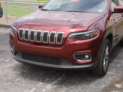 Used 2020 Jeep Cherokee Latitude Plus AWD/4WD image 2