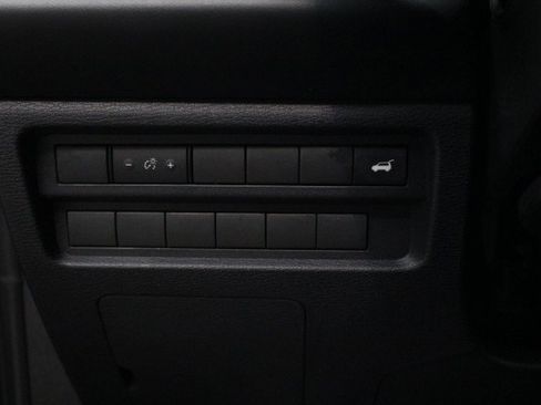 Used 2024 Mitsubishi Outlander SE FWD image 9