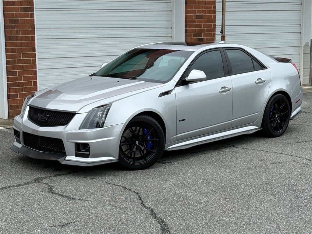 Used 2009 Cadillac CTS V RWD image 8