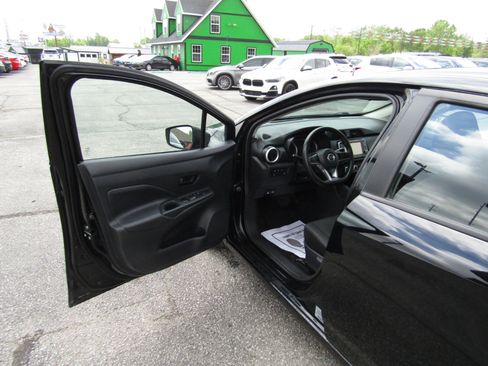 Used 2021 Nissan Versa S image 15
