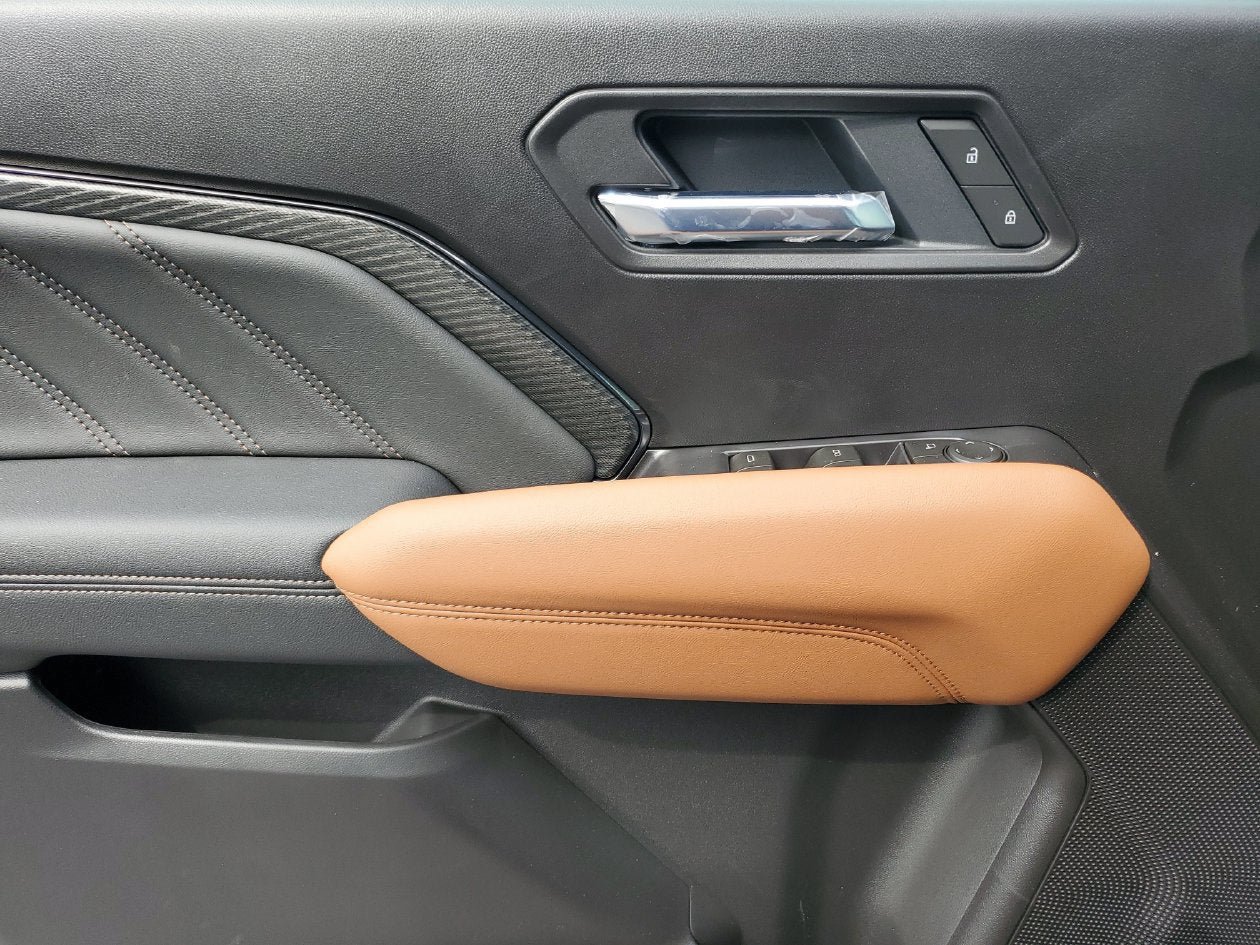 New 2026 GMC Canyon AT4 AWD/4WD image 17
