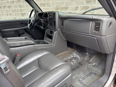 Used 2007 GMC Sierra 2500 SLT image 24