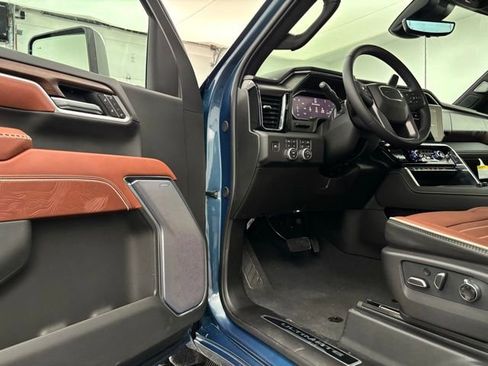 New 2026 GMC Sierra 2500 Denali Ultimate image 18