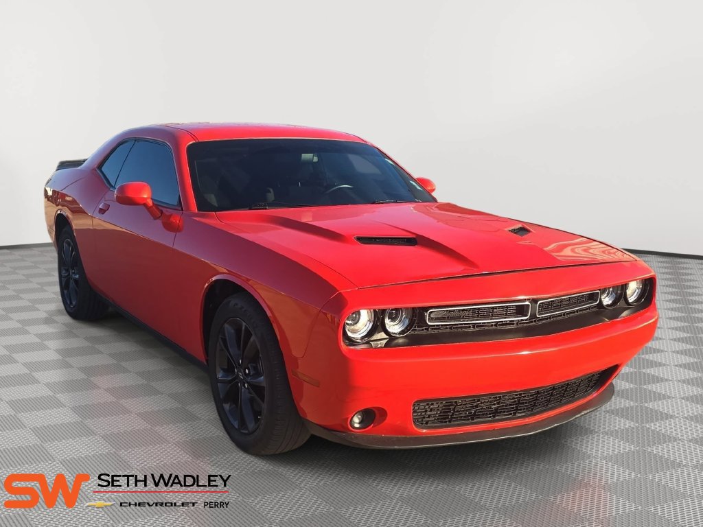 Used 2023 Dodge Challenger SXT w/ Blacktop Package AWD/4WD image 1