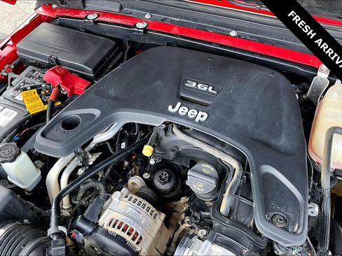 Used 2021 Jeep Gladiator Sport AWD/4WD image 30