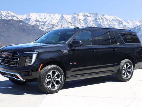 New 2026 GMC Yukon XL AT4 w/ AT4 Premium Plus Package AWD/4WD image 2