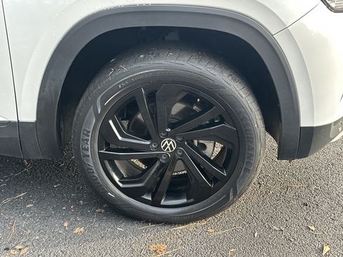 Used 2022 Volkswagen Atlas SE image 14