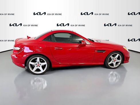 Used 2013 Mercedes-Benz SLK 250 image 8