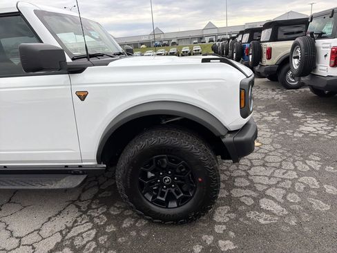 New 2026 Ford Bronco Badlands AWD/4WD image 4
