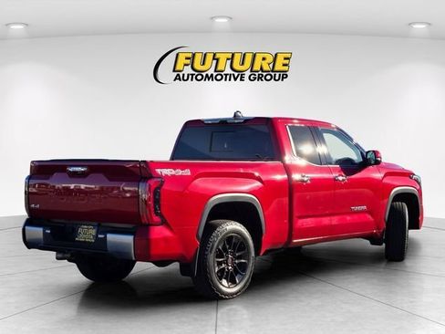 Used 2022 Toyota Tundra Limited w/ TRD Off-Road Package AWD/4WD image 5