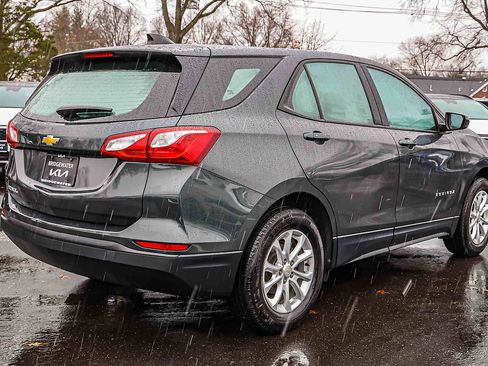 Used 2019 Chevrolet Equinox LS image 6
