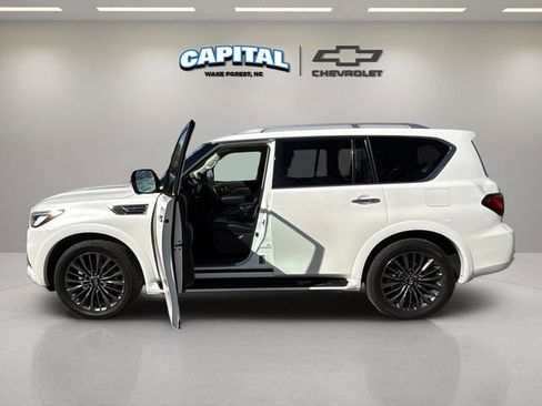 Used 2023 INFINITI QX80 Premium Select w/ All-Season Package image 13