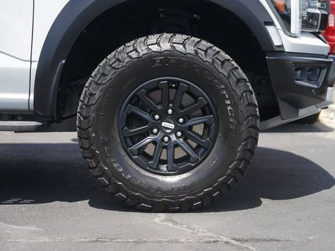 Used 2024 Ford F150 Raptor AWD/4WD image 4
