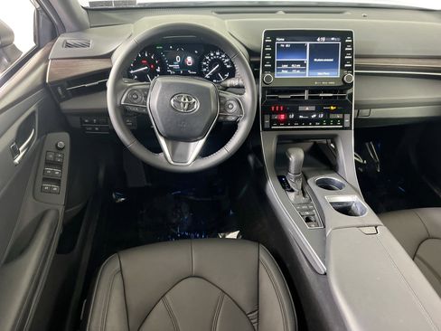 Used 2019 Toyota Avalon XLE w/ Moonroof Package image 22
