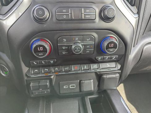 Used 2021 Chevrolet Silverado 1500 LTZ w/ Technology Package AWD/4WD image 19