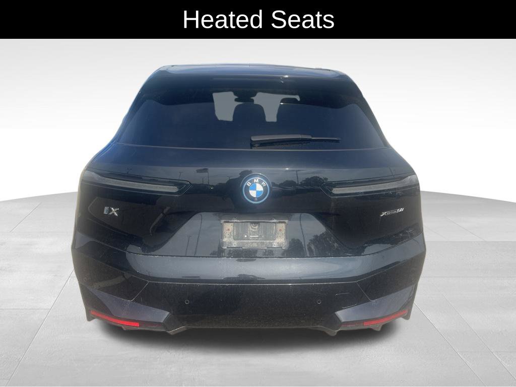 Used 2024 BMW iX xDrive50 w/ Sport Package AWD/4WD image 7
