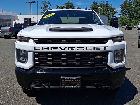 Certified 2022 Chevrolet Silverado 2500 Custom w/ Custom Convenience Package AWD/4WD image 2