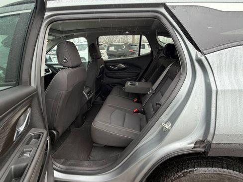 Used 2023 GMC Terrain SLE w/ Driver Convenience Package image 20
