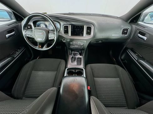 Used 2023 Dodge Charger SXT RWD image 10