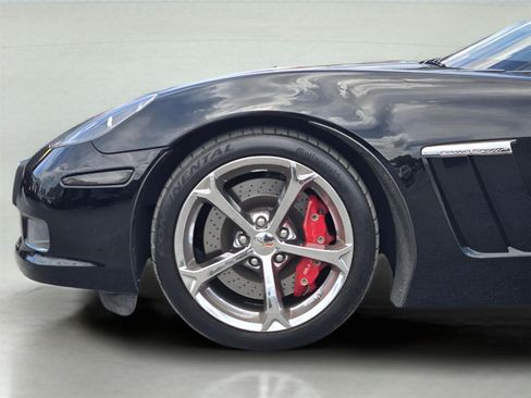 Used 2013 Chevrolet Corvette Grand Sport w/ 3LT Preferred Equipment Group RWD image 9