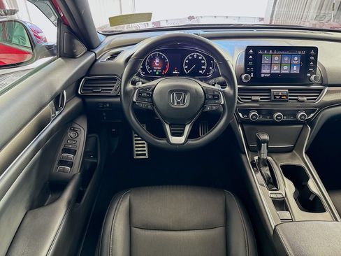 Used 2021 Honda Accord Sport image 8