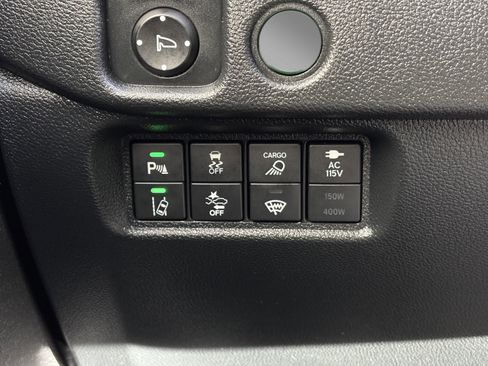 Certified 2023 Honda Ridgeline Black Edition image 18