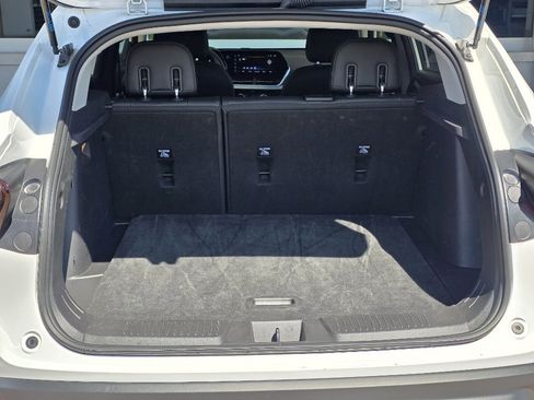 Used 2024 Chevrolet Trax LT image 19