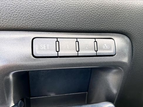 Used 2016 GMC Sierra 3500 Denali w/ Duramax Plus Package image 12