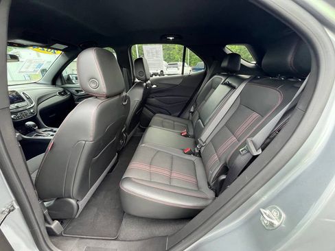 Used 2024 Chevrolet Equinox RS FWD image 15