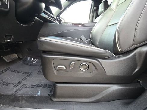 Used 2024 Cadillac Escalade ESV Premium Luxury w/ Performance Package image 24